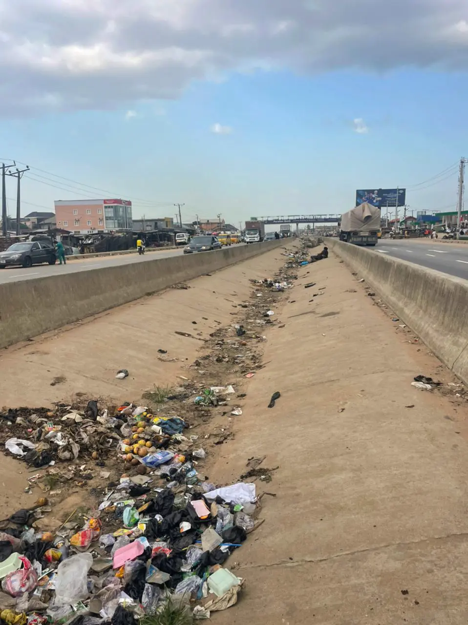 Informal settlements with low-level urbanization